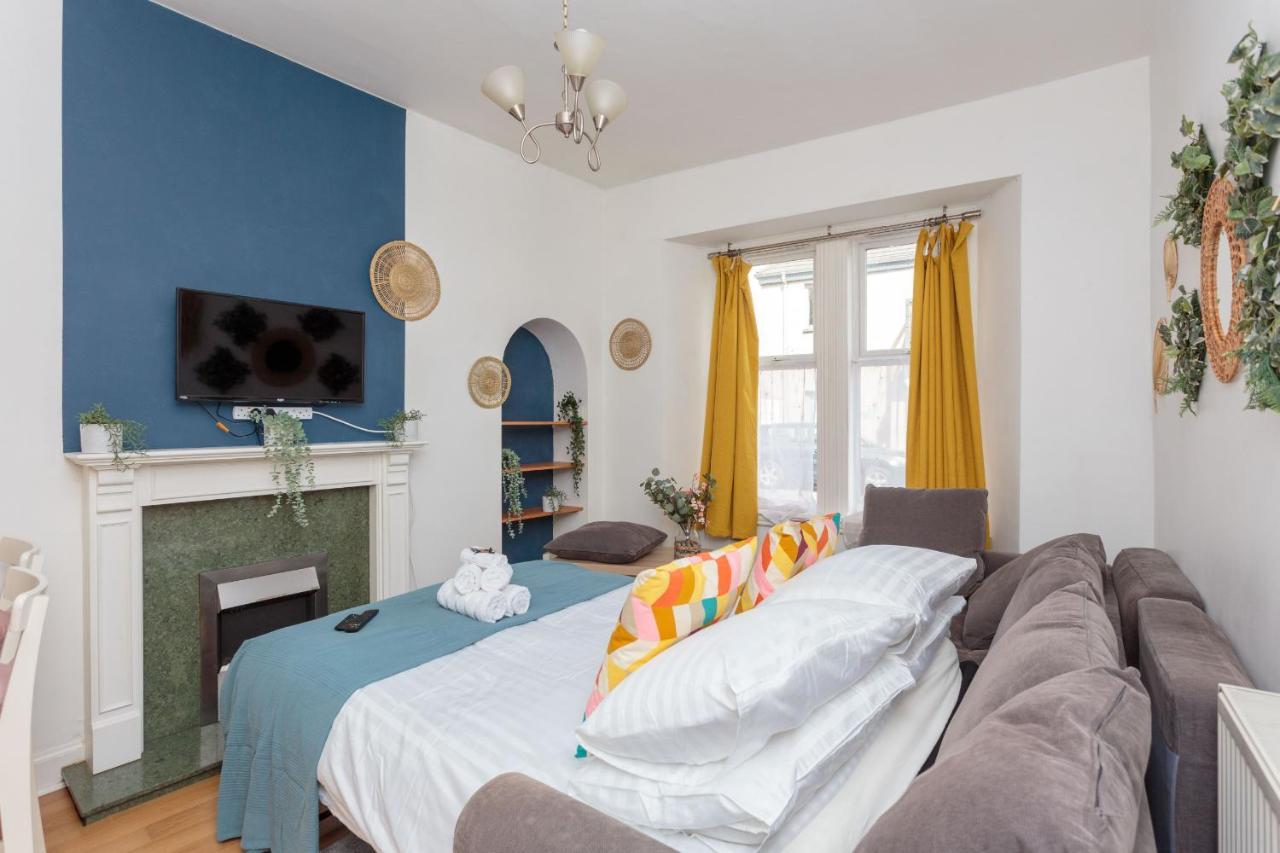 Cute - 1Bd Near Centre - Leith Walk Apartamento Edimburgo Exterior foto